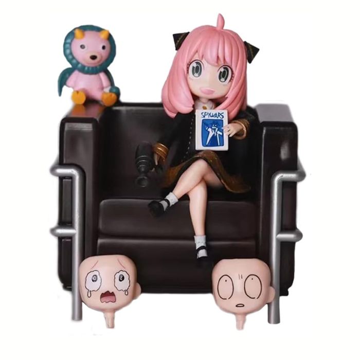 Anya with friends on sofa Spy × Family collectible figure set – KidKat